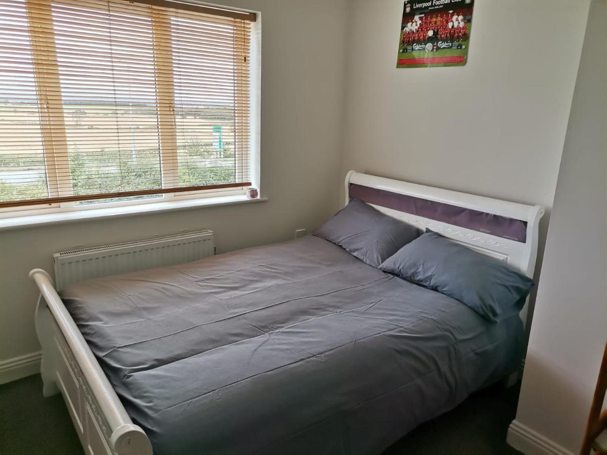 Bright And Cozy Room With Double Bed, Private Bathroom Not Ensuite, Breakfast To Go Dublin Exteriér fotografie